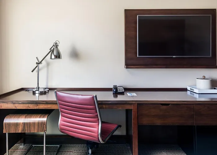 Four Points By Sheraton At Phoenix Gateway Airport Hotel