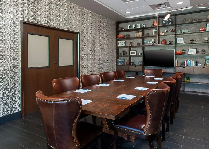 Four Points By Sheraton At Phoenix Gateway Airport Hotel