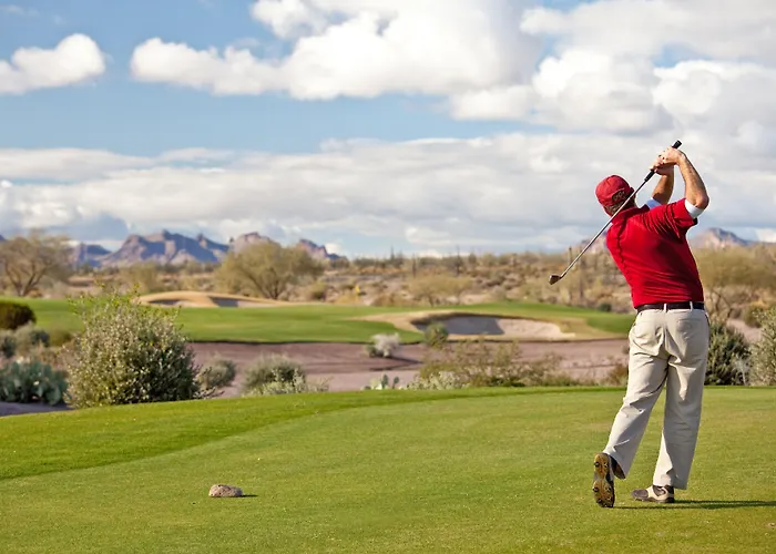 Four Points By Sheraton At Phoenix Gateway Airport Hotel 3*